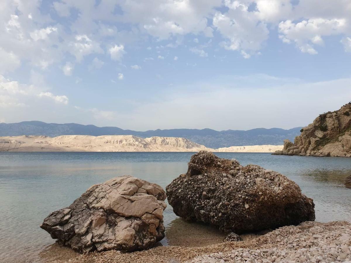 Apartman Vesna Pag Daire Pag Town Dış mekan fotoğraf